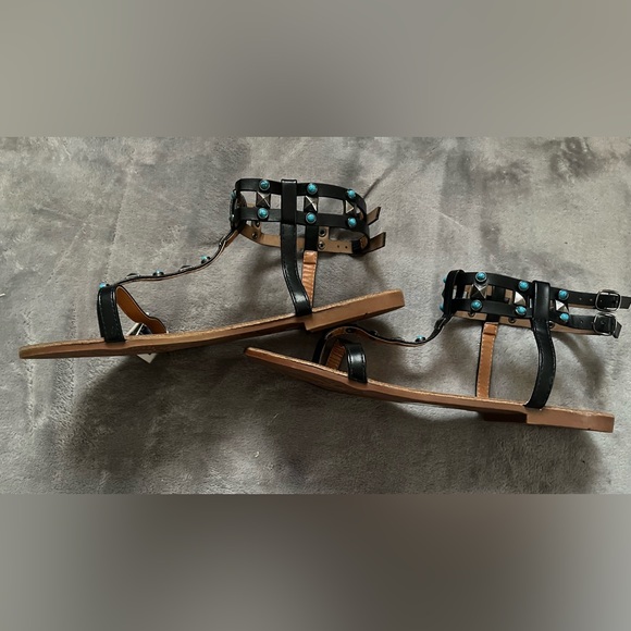 Hot Kiss Black Beaded and Studded Flat Sandals New with Box - Picture 13 of 16